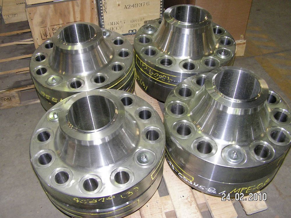 HD Vorschweißflansche